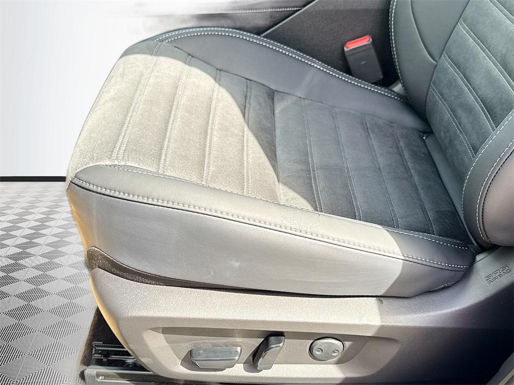 new 2025 Mitsubishi Outlander car, priced at $25,769