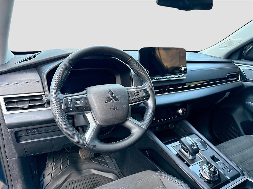 used 2024 Mitsubishi Outlander car, priced at $22,613
