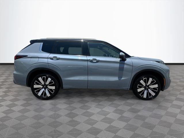 new 2025 Mitsubishi Outlander car, priced at $33,358