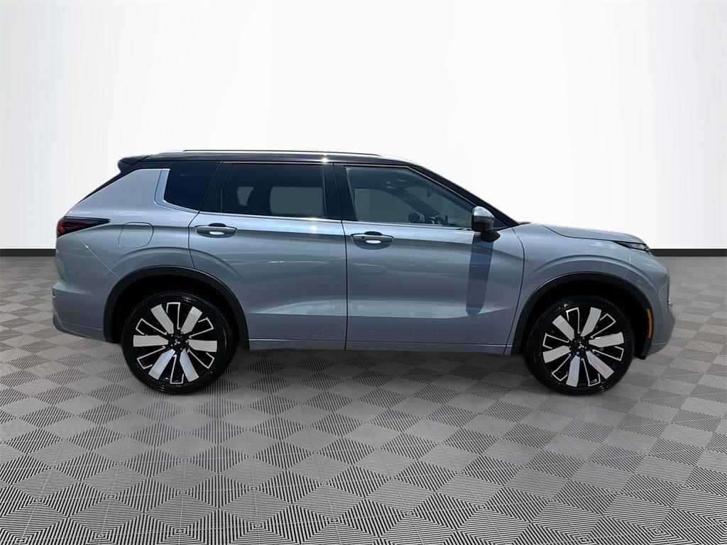 new 2025 Mitsubishi Outlander car, priced at $33,448