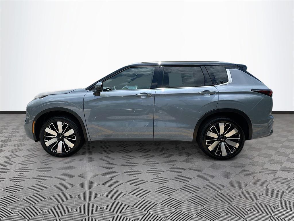new 2025 Mitsubishi Outlander car, priced at $33,448