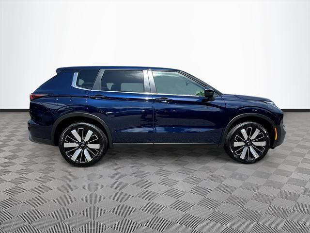 new 2025 Mitsubishi Outlander car, priced at $28,381