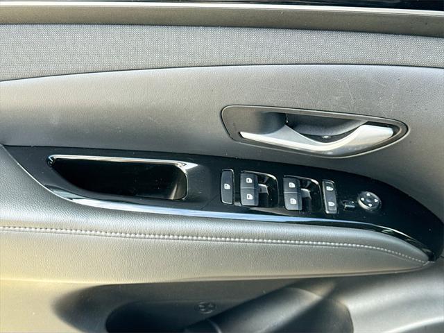 used 2022 Hyundai TUCSON Hybrid car, priced at $21,306