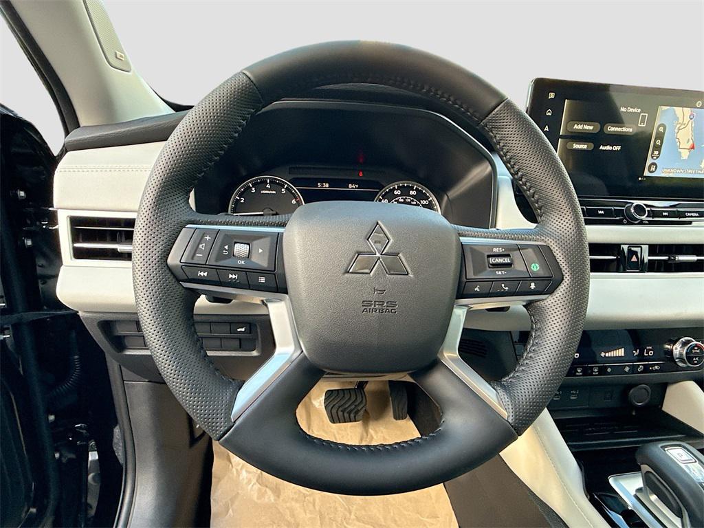 new 2025 Mitsubishi Outlander car, priced at $25,880