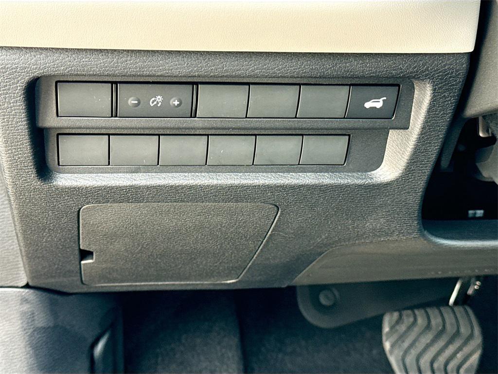 new 2025 Mitsubishi Outlander car, priced at $25,880