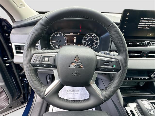 new 2025 Mitsubishi Outlander car, priced at $26,761