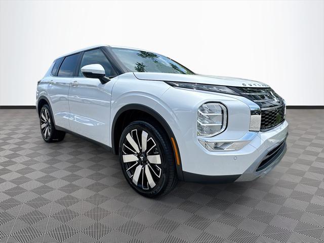 new 2025 Mitsubishi Outlander car, priced at $26,213