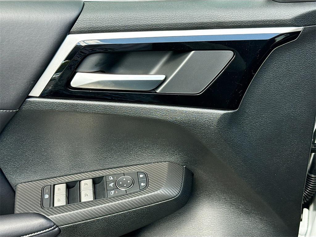 new 2025 Mitsubishi Outlander car, priced at $25,997