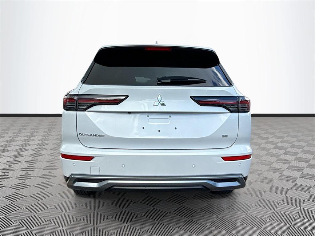 new 2025 Mitsubishi Outlander car, priced at $25,997
