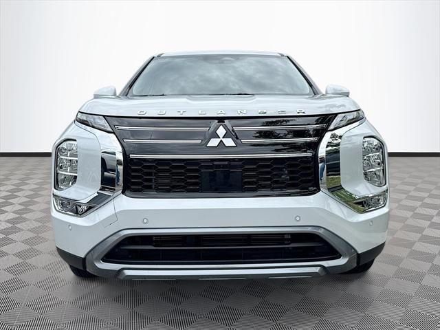 new 2025 Mitsubishi Outlander car, priced at $26,321