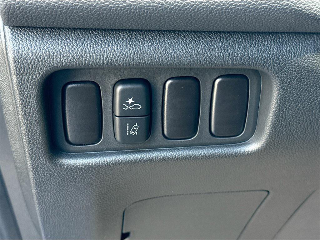 new 2025 Mitsubishi Outlander Sport car, priced at $19,673