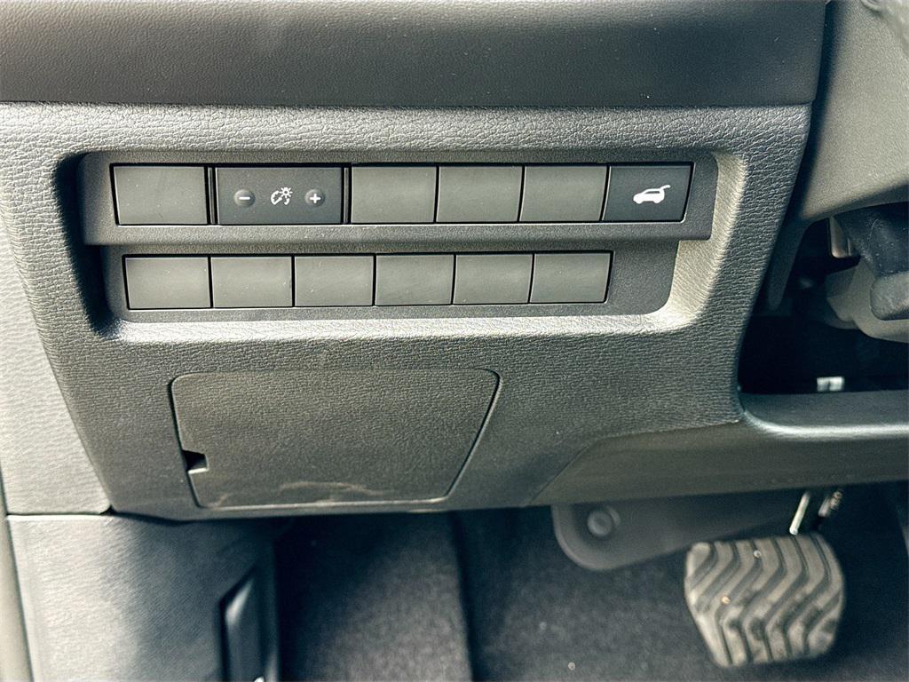 new 2025 Mitsubishi Outlander car, priced at $25,908