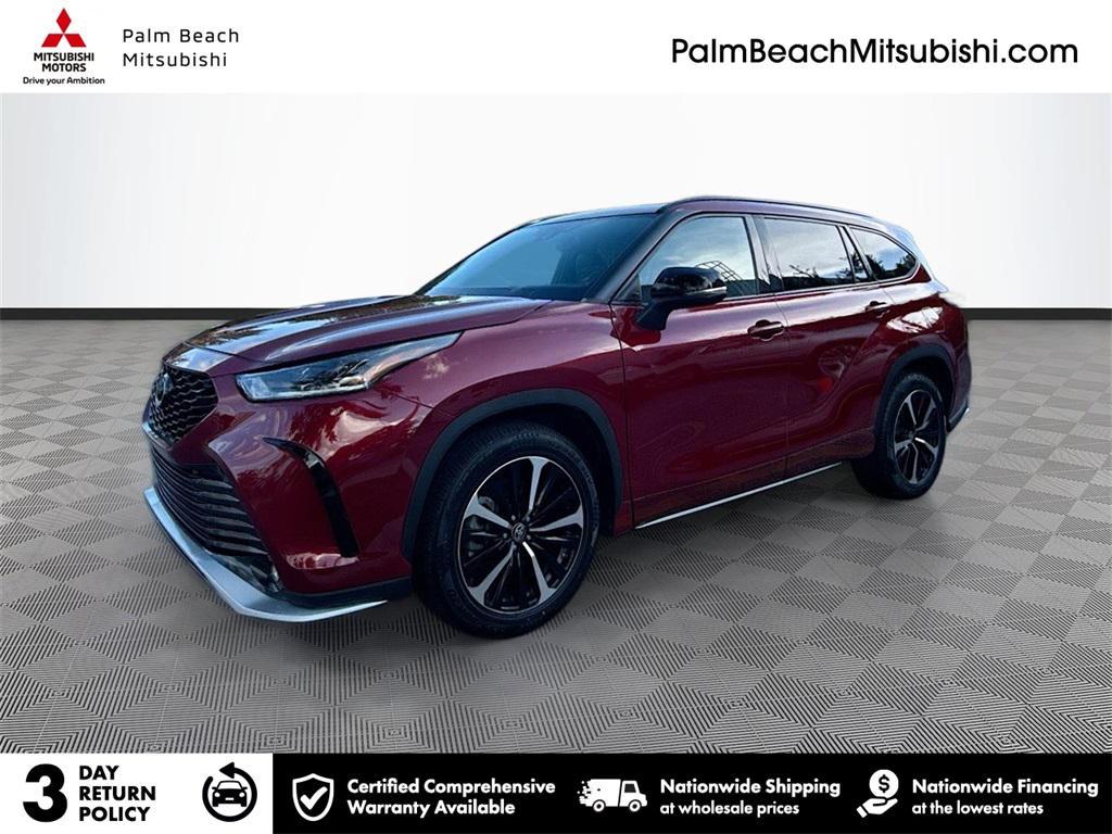 used 2022 Toyota Highlander car, priced at $29,706