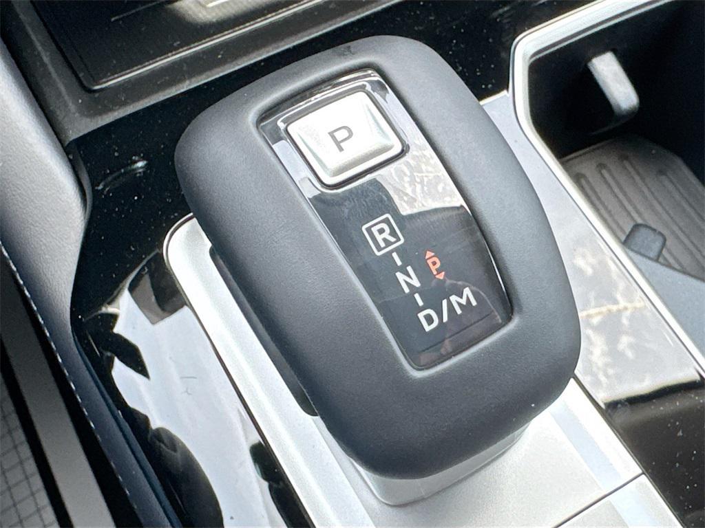 new 2025 Mitsubishi Outlander car, priced at $28,004