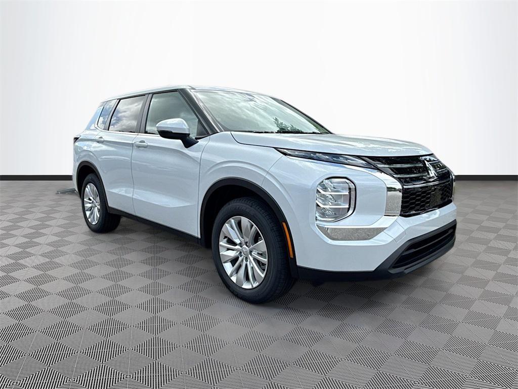 new 2025 Mitsubishi Outlander car, priced at $24,125