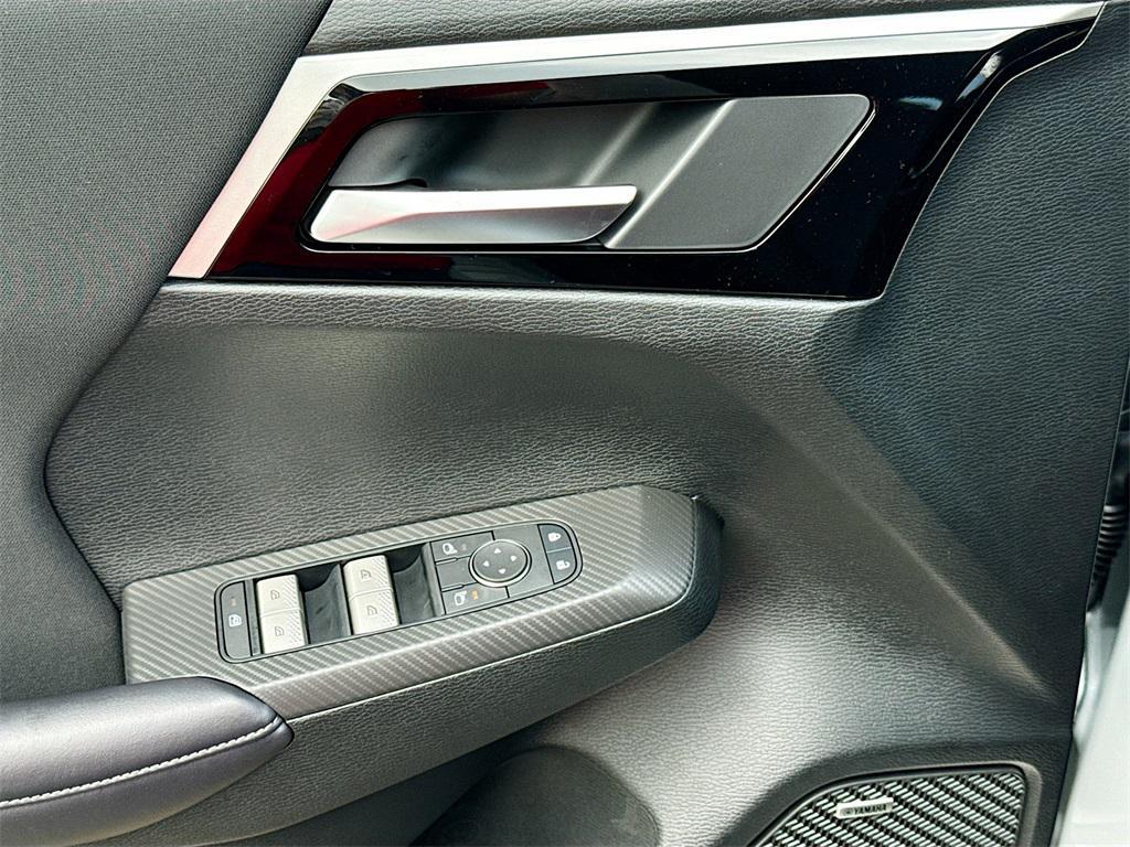 new 2025 Mitsubishi Outlander car, priced at $24,125