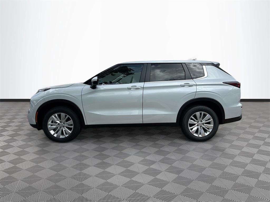 new 2025 Mitsubishi Outlander car, priced at $24,125