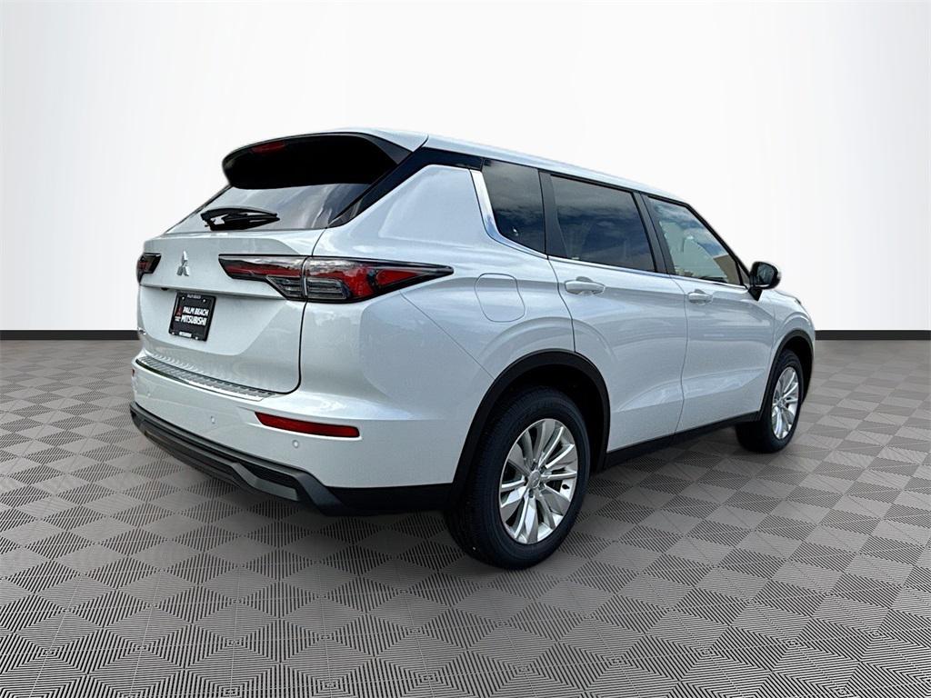 new 2025 Mitsubishi Outlander car, priced at $24,125