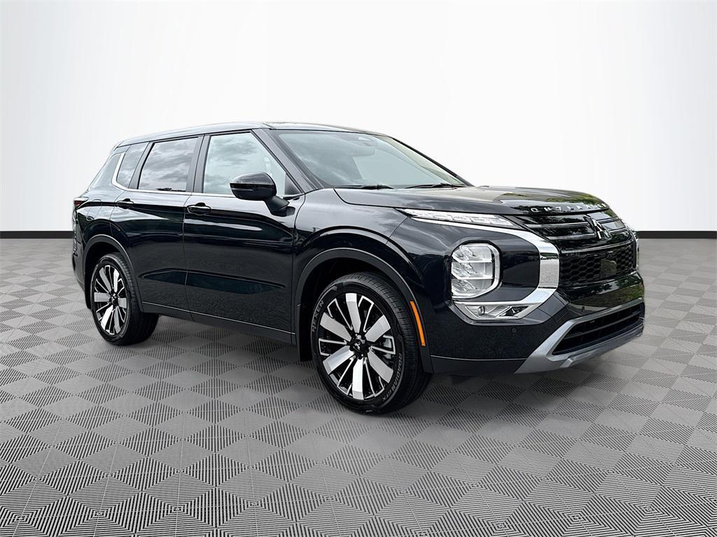 new 2025 Mitsubishi Outlander car, priced at $25,806