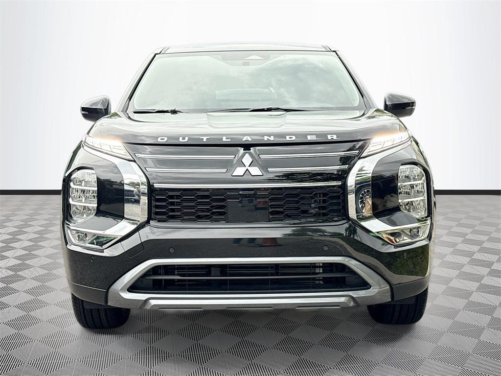 new 2025 Mitsubishi Outlander car, priced at $25,806