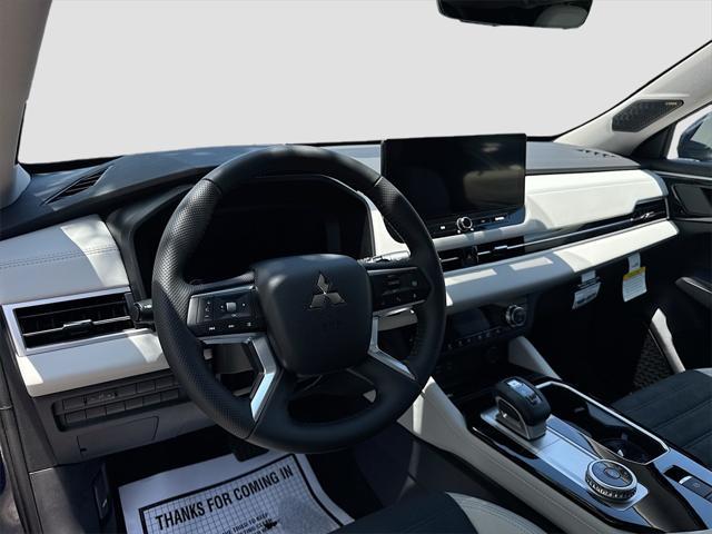 new 2025 Mitsubishi Outlander car, priced at $28,413