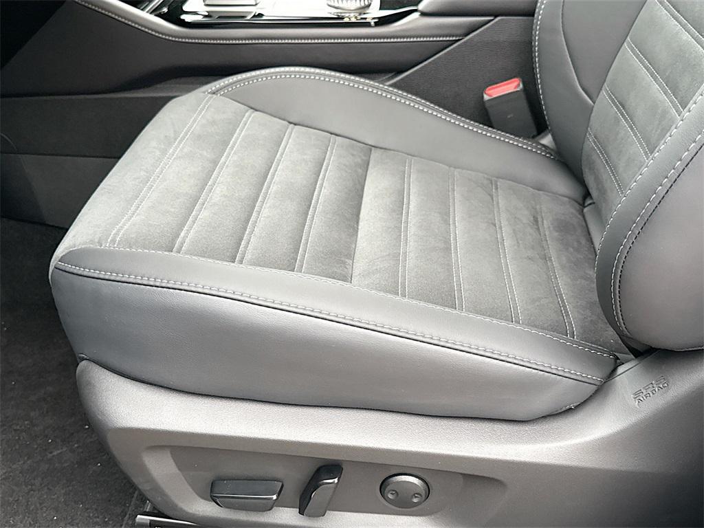 new 2025 Mitsubishi Outlander car, priced at $25,128