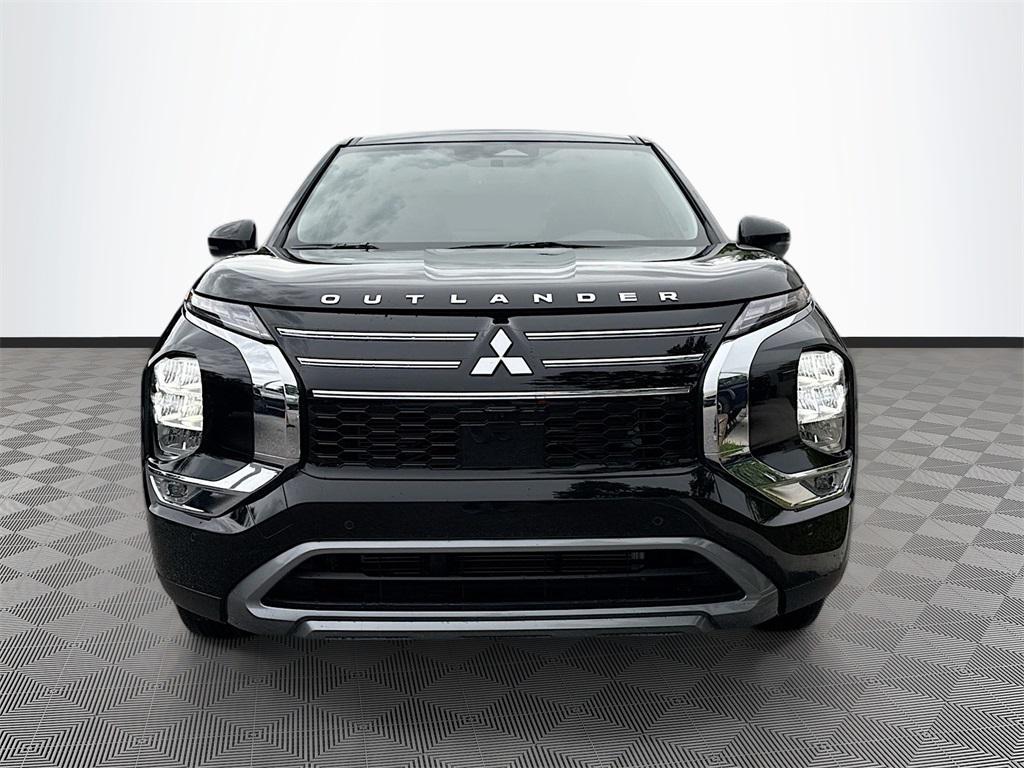 new 2025 Mitsubishi Outlander car, priced at $25,128