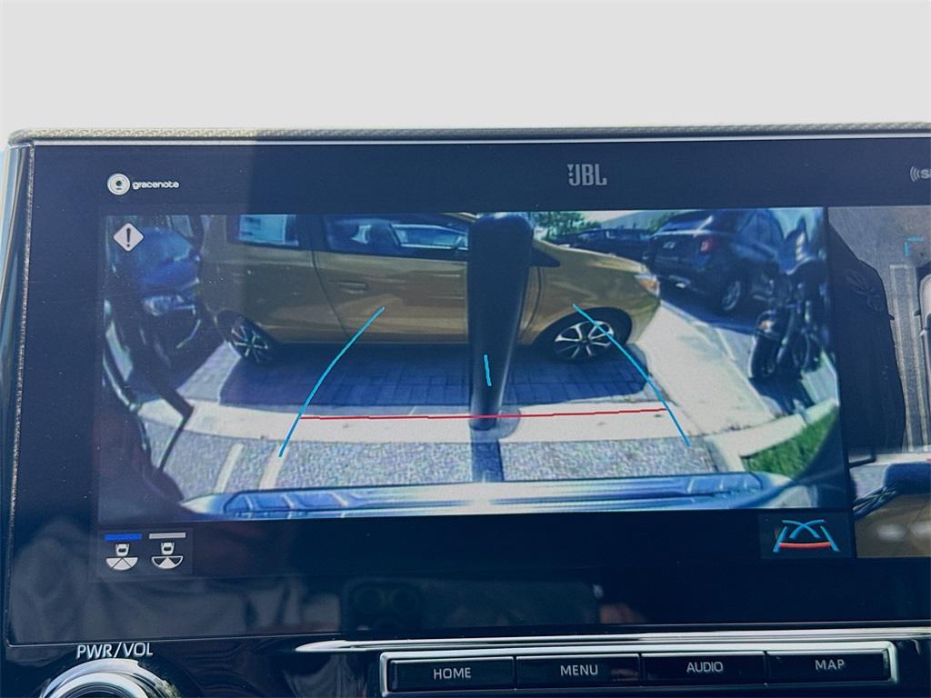 used 2020 Toyota Highlander car, priced at $33,098