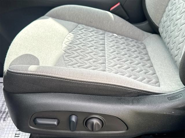 used 2023 Chevrolet Equinox car, priced at $17,168