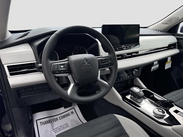 new 2025 Mitsubishi Outlander car, priced at $25,787