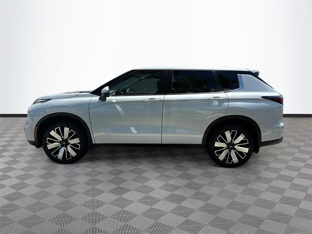 new 2025 Mitsubishi Outlander car, priced at $25,929