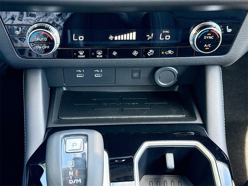 new 2025 Mitsubishi Outlander car, priced at $25,929