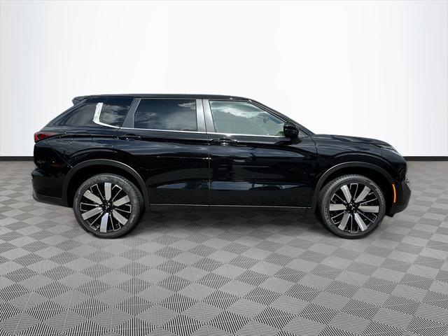 new 2025 Mitsubishi Outlander car, priced at $25,718