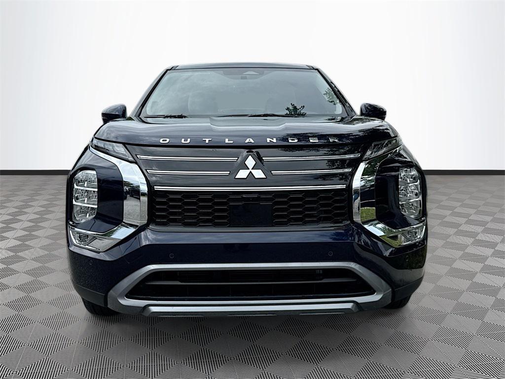 new 2025 Mitsubishi Outlander car, priced at $28,413