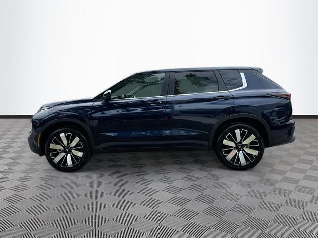 new 2025 Mitsubishi Outlander car, priced at $28,413