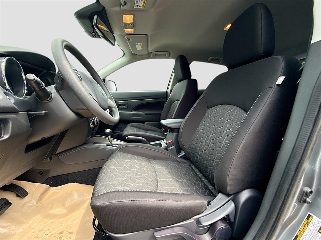 new 2025 Mitsubishi Outlander Sport car, priced at $19,117