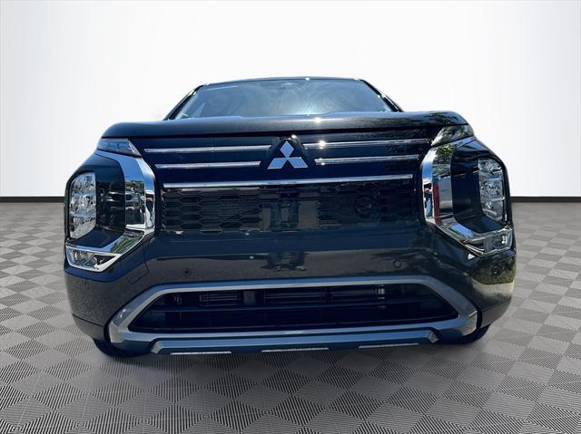 new 2025 Mitsubishi Outlander car, priced at $28,839
