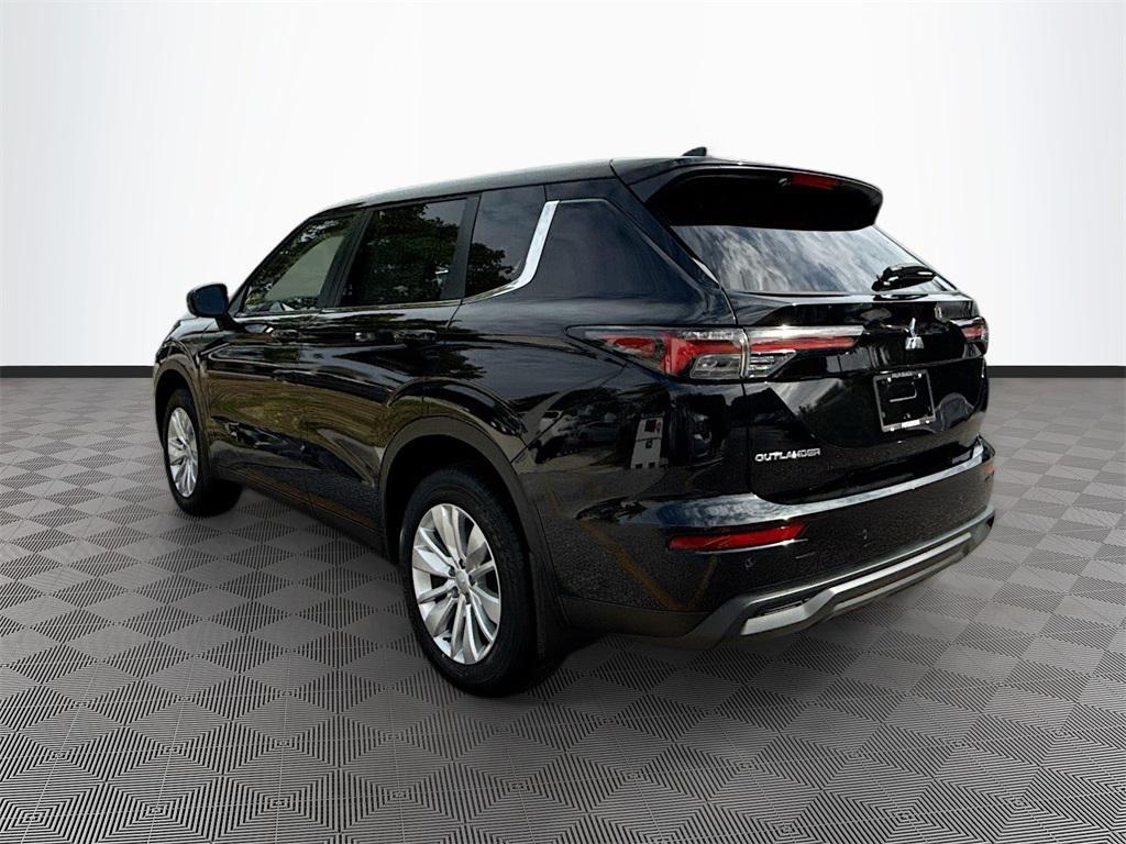new 2025 Mitsubishi Outlander car, priced at $23,869