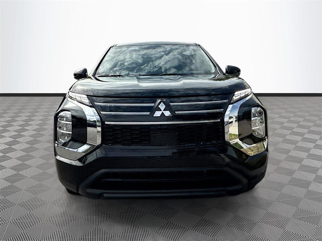 new 2025 Mitsubishi Outlander car, priced at $23,869