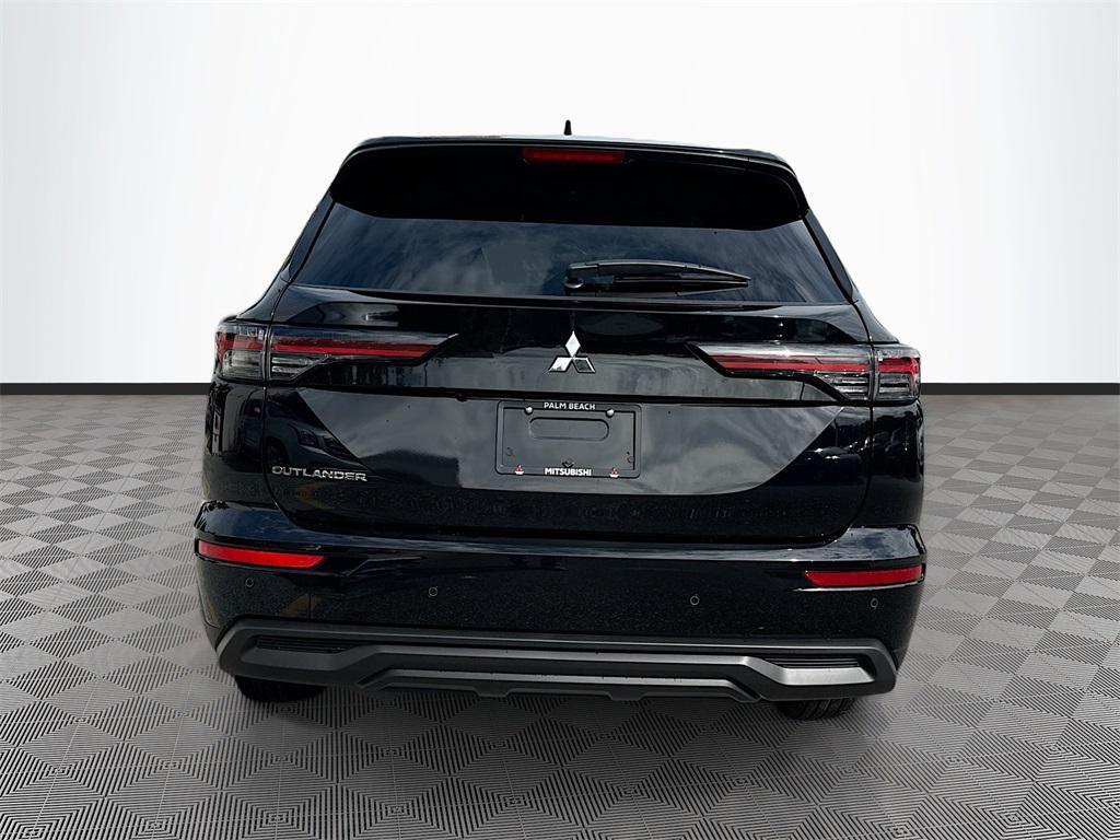 new 2025 Mitsubishi Outlander car, priced at $23,869
