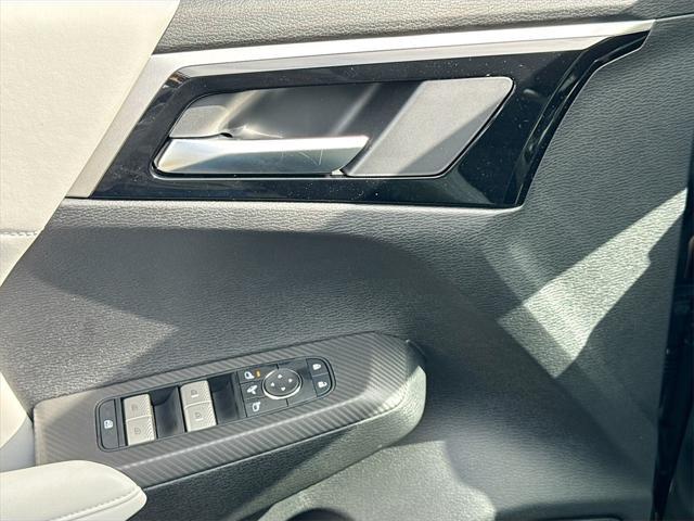 new 2025 Mitsubishi Outlander car, priced at $26,373