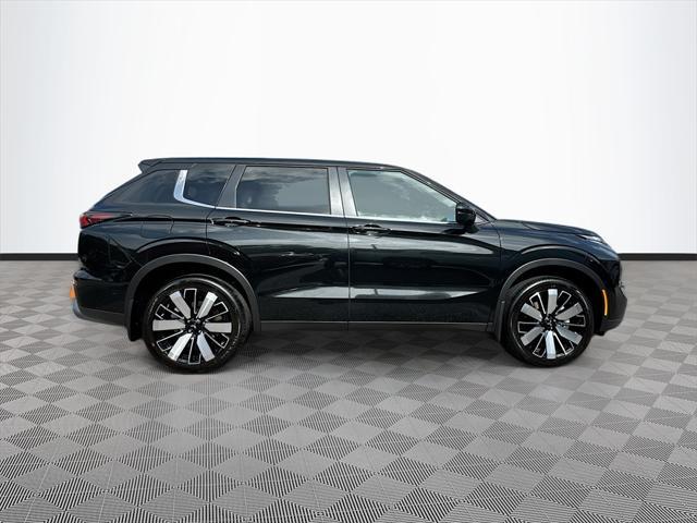 new 2025 Mitsubishi Outlander car, priced at $26,373