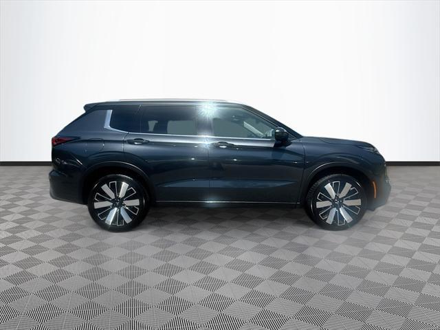 new 2025 Mitsubishi Outlander car, priced at $29,091