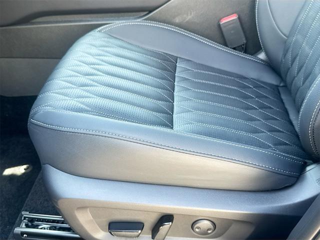new 2025 Mitsubishi Outlander car, priced at $29,091