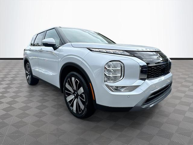 new 2025 Mitsubishi Outlander car, priced at $28,876