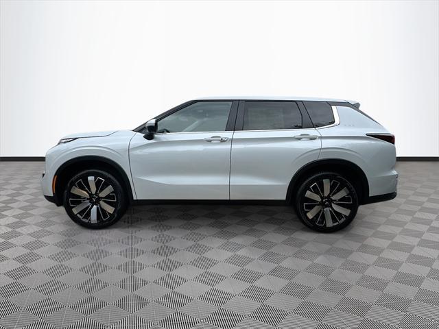 new 2025 Mitsubishi Outlander car, priced at $28,876