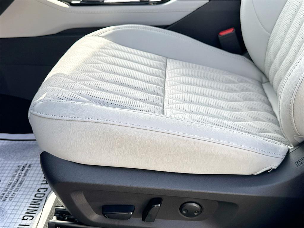 new 2025 Mitsubishi Outlander car, priced at $30,743