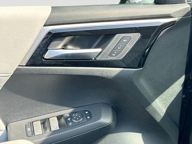 new 2025 Mitsubishi Outlander car, priced at $30,653