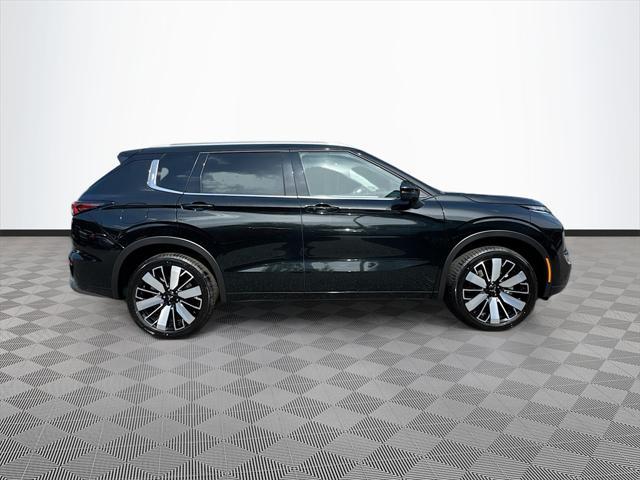 new 2025 Mitsubishi Outlander car, priced at $30,653