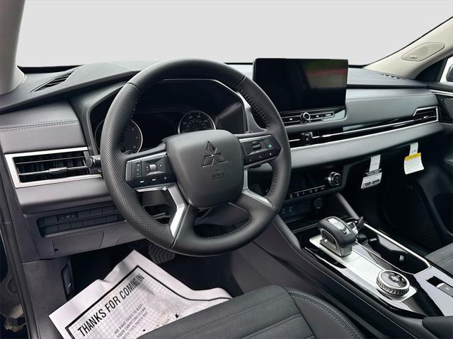 new 2025 Mitsubishi Outlander car, priced at $26,373